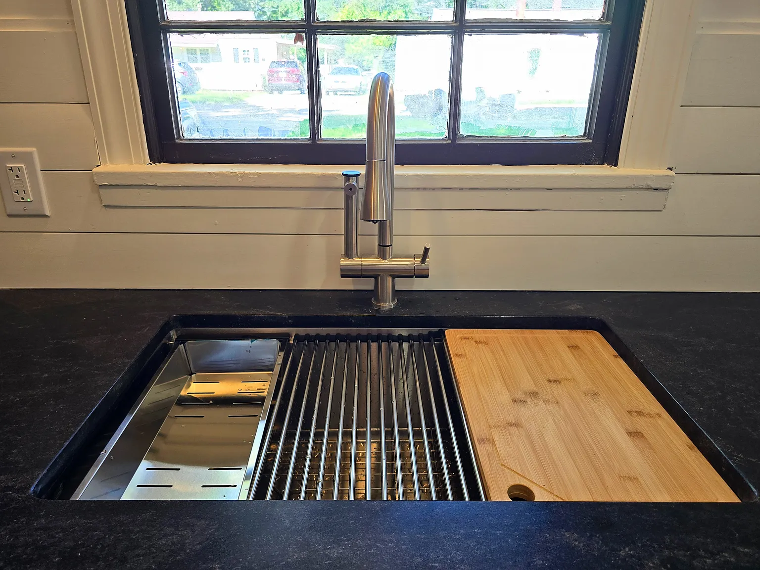 2 bed, 945 sqft, $1,395 — Photo 4