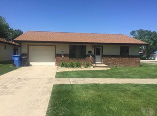 103 3rd Ave SW, Le Mars, IA 51031