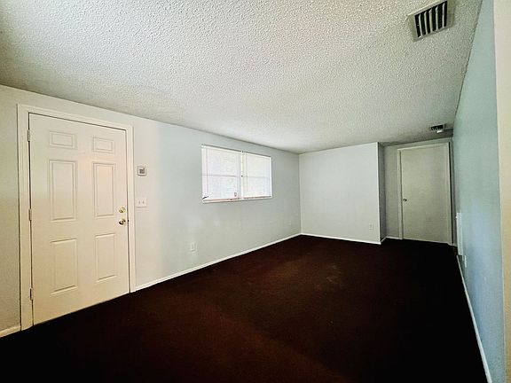 5th image of 8508 W Hanna Ave