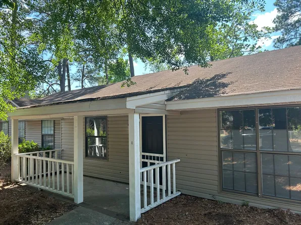 528 Wessinger St, West Columbia, SC 29169