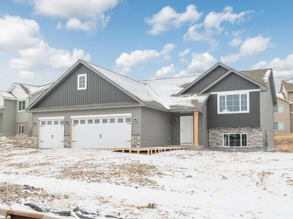 633 Hawthorne Ln, Watertown, MN 55388