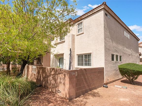 3rd image of 3103 Sunrise Cove Ave