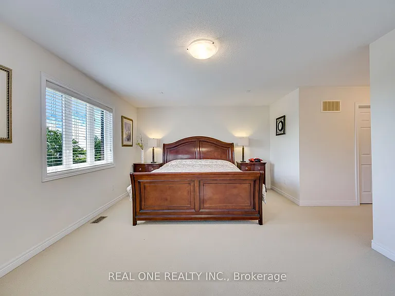 1126 Woodington Ln — Photo 26