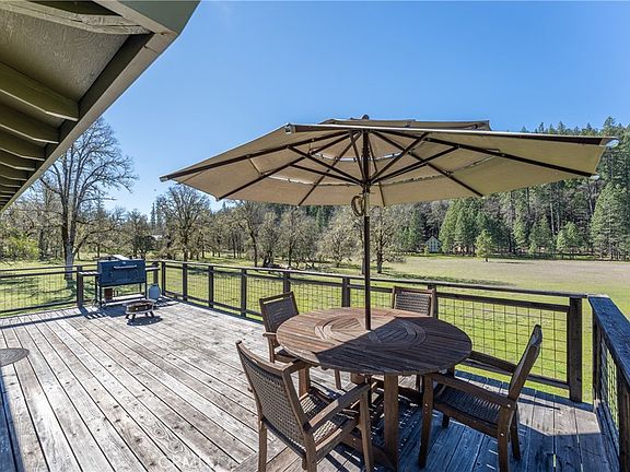 5th image of 30429 Ridgewood Dr