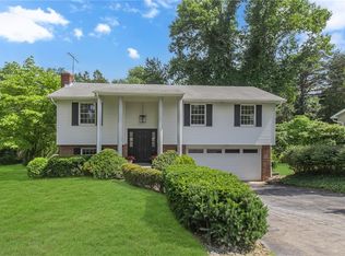 231 W Shaffer Rd, Aliquippa, PA 15001