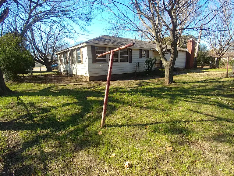 209 Prairie Ave — Photo 14