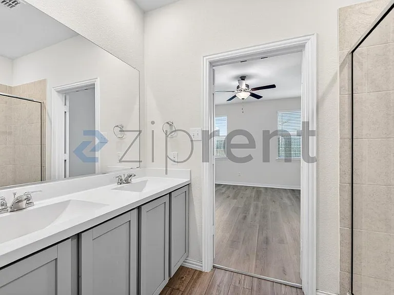2130 Clarion Dr — Photo 20