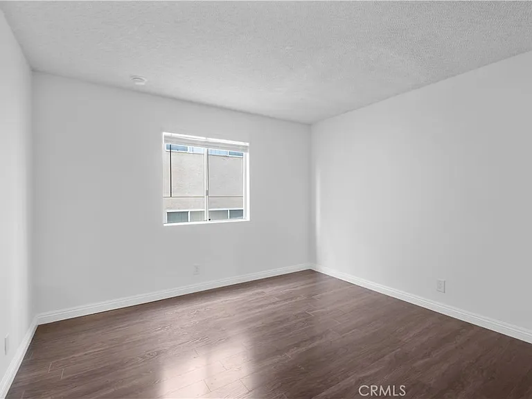 433 S Manhattan Pl #209 — Photo 10