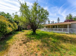 8550 Monument Dr, Grants Pass, OR 97526