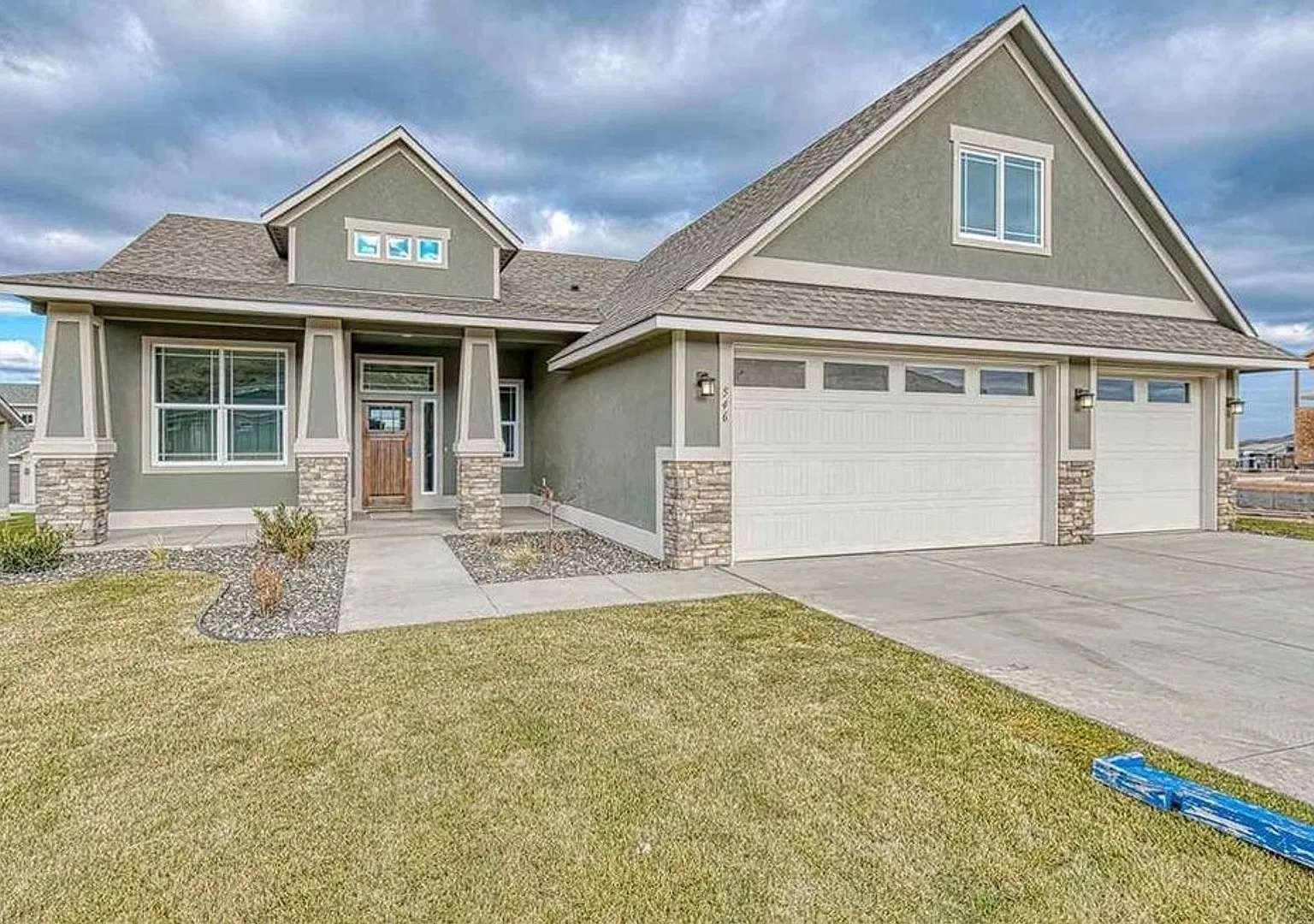 546 Summerview Ln, Richland — Photo 1