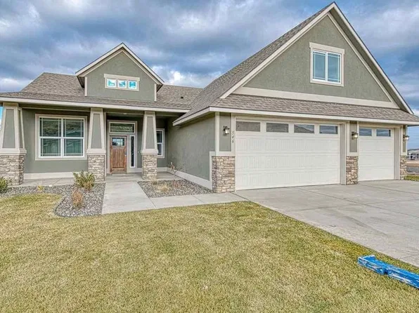 546 Summerview Ln, Richland, WA 99352