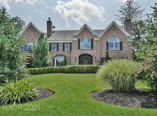 18 Seminary Dr, Mahwah, NJ 07430