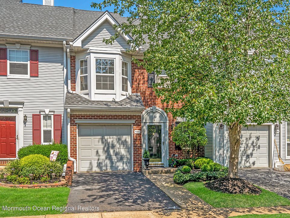 1st image of 1305 King George Ln #82