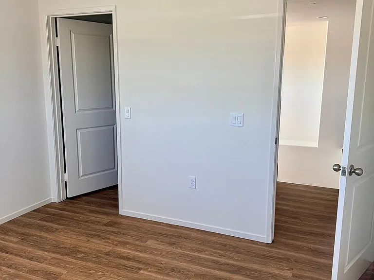 11712 Sebastian Rd — Photo 13