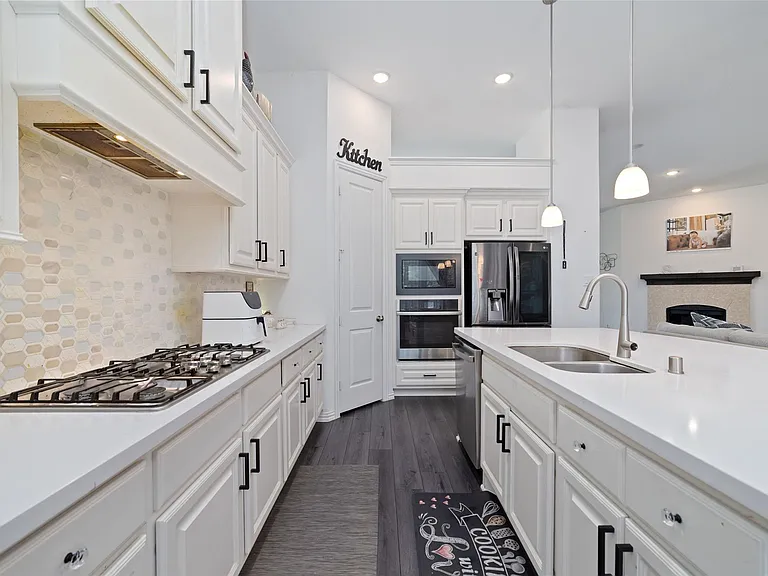 8515 Verona Falls Ct — Photo 12