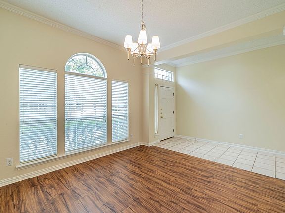 5th image of 4709 Belladonna Dr