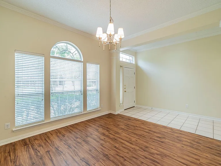 4709 Belladonna Dr — Photo 5