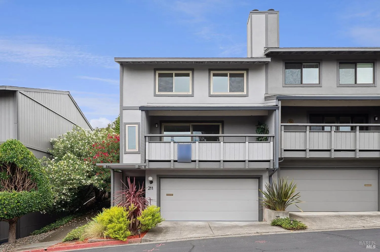 211 Danielle Drive photo 1