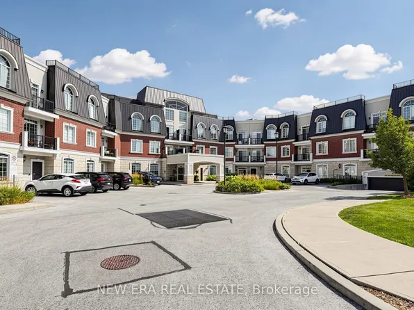 2300 Upper Middle Rd W #108, Oakville, ON L6M 0T4