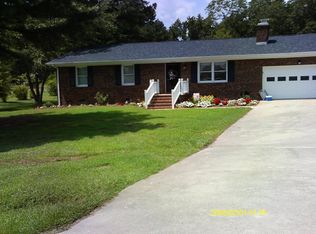 104 Westwood Dr, Roanoke Rapids, NC 27870