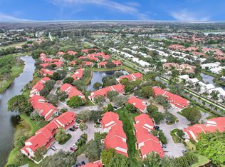 11 Lexington Ln E APT G, Palm Beach Gardens, FL 33418