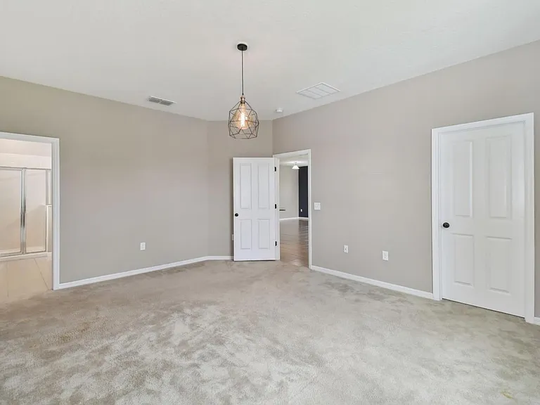 10606 Laguna Plains Dr — Photo 25