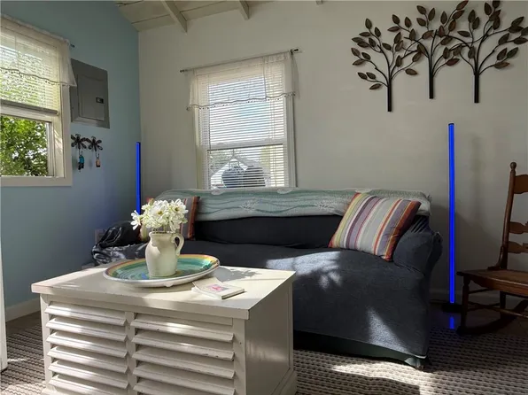 64 Burnside Ave Unit 61, Narragansett, RI 02882