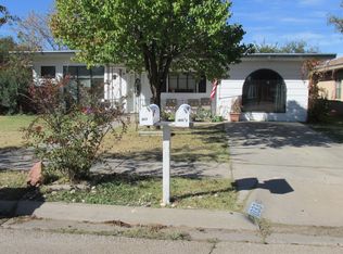 1033 Pate St, Carlsbad, NM 88220