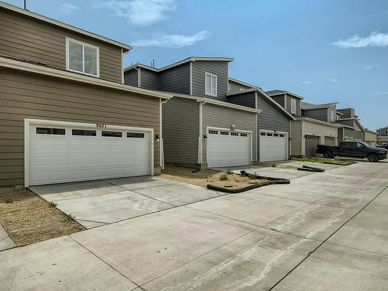 9671 Truckee St — Photo 28