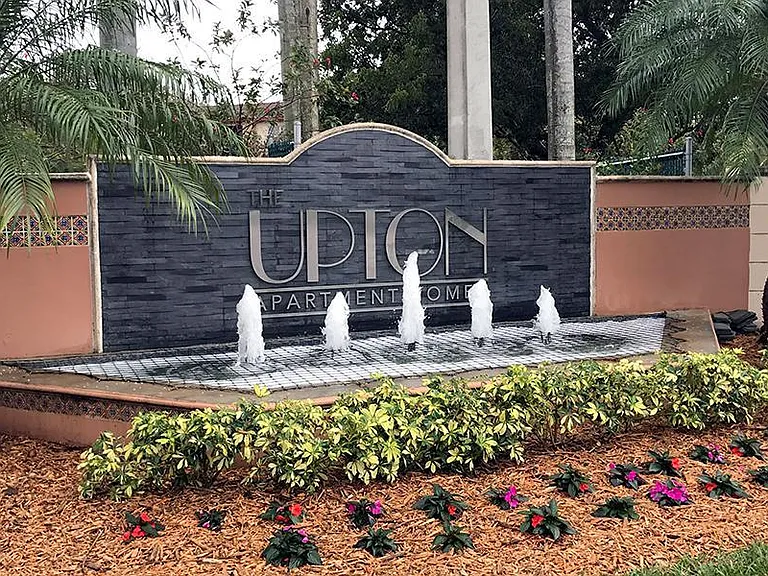 The Upton Apartments — Photo 23
