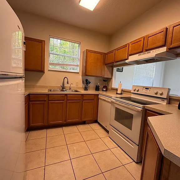 4300 Paradise Cove Ct #4300 — Photo 6