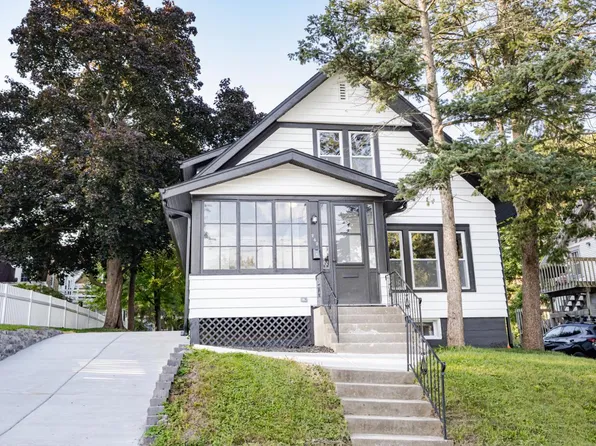 242 East Ogden STREET, Jefferson, WI 53549