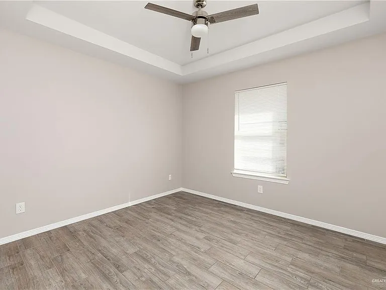1105 W Kennedy St #9 — Photo 7