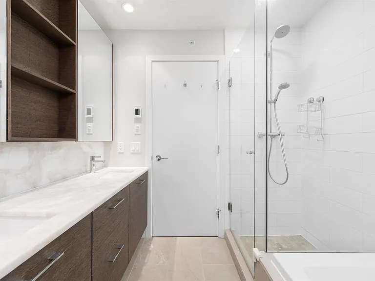 238 W 62nd Ave #6 — Photo 30