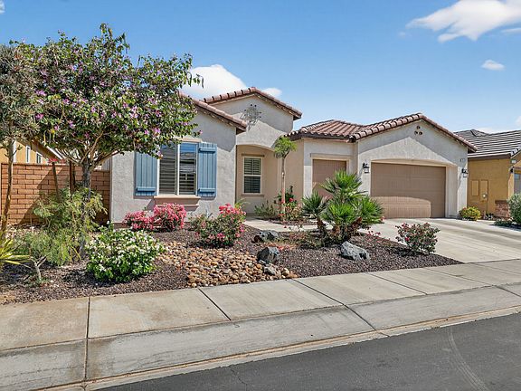 3rd image of 85556 Molvena Dr