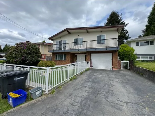 7135 Curtis St, Burnaby, BC V5A 1J7