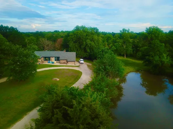 10075 Us Highway 59, Oswego, KS 67356
