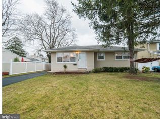 605 W Palmer St, Morrisville, PA