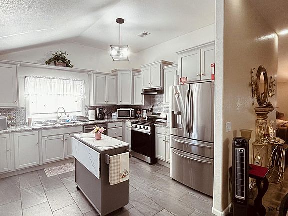 5th image of 217 Avenue C
