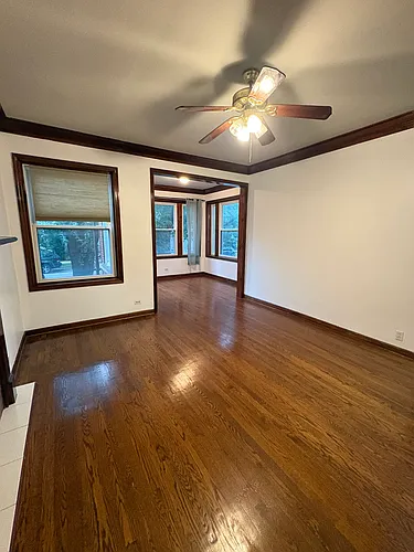 3041 W Leland Ave #1 Photo 1