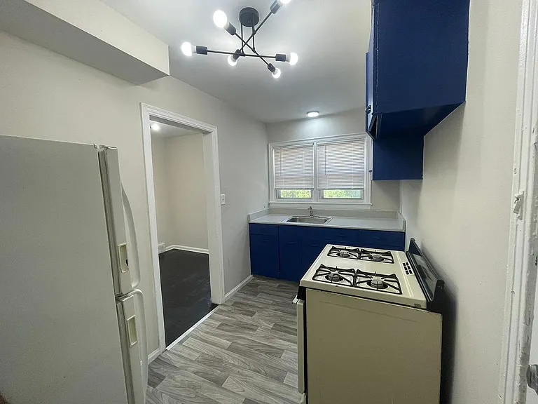 Detroit Luxury Living Apartments — Photo 26