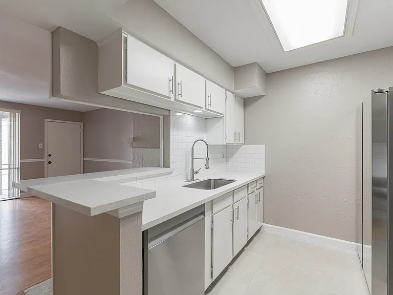 4635 Wild Indigo St #505 — Photo 11