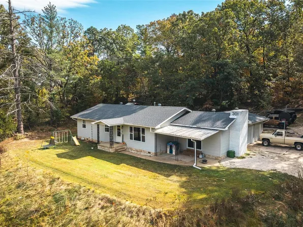 301 Skyline Dr, Waynesville, MO 65583