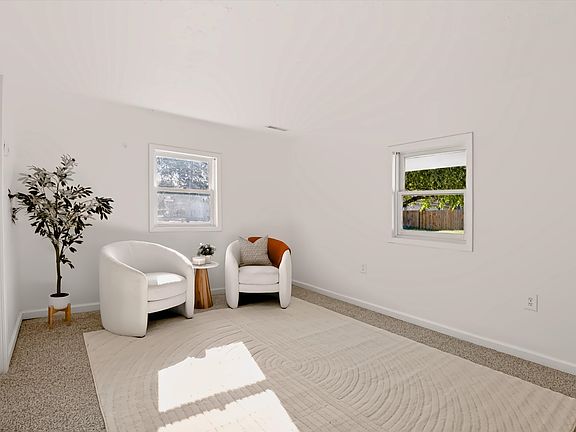 4th image of 350 Hamilton Ave
