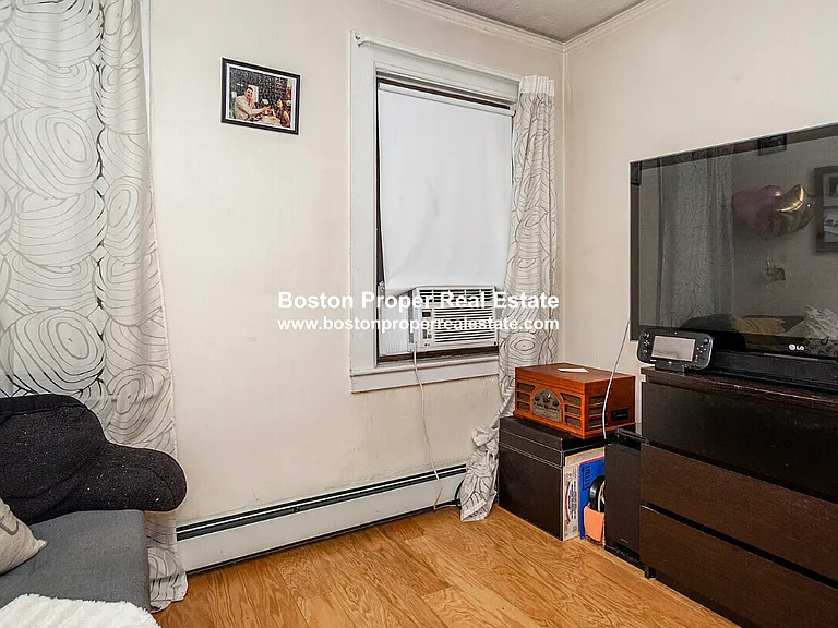 94 W Cedar St #3 — Photo 2