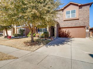 2517 Canyon Wren Ln, Fort Worth, TX 76244