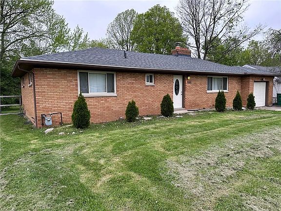 3rd image of 1913 N Longview St