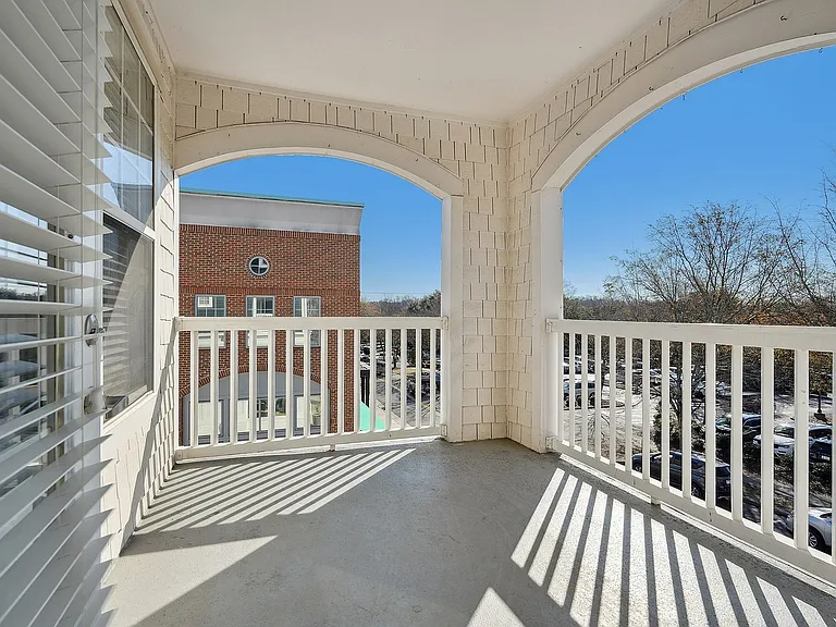 Outside view from Haven at Birkdale Village