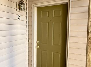 1619 Lyndhurst Dr APT C, Savoy, IL