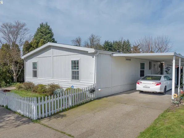 538 Lochaven Ave, Springfield, OR 97477